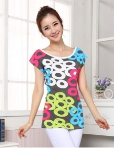 10萬(wàn)件服裝現(xiàn)貨 品牌、批發(fā)價(jià)格與庫(kù)存尾貨解析